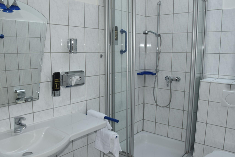 Bathroom 5, Parkhotel Bad Ems, Rhein-Lahn-Kreis