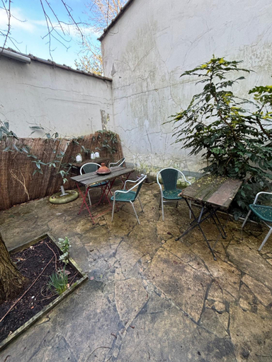 Others 4, Le VILLAGE d'EZRA, Bruxelles