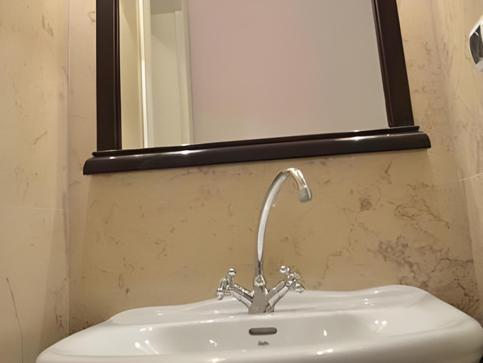 Bathroom 3, Jardin Hotel Belgrade, Belgrade