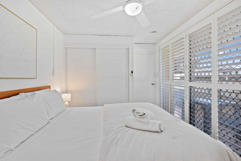 Bedroom 2, Beachfront 3 Bedroom at Wyuna Apartments, Gold Coast