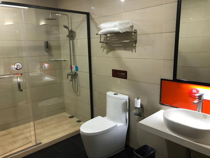 Bathroom 4, 7 Days Premium Baoding Yi County Shengyuan Shopping Center, Baoding