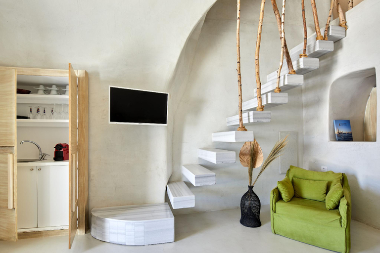 Others 5, Rhenia's Villas, South Aegean