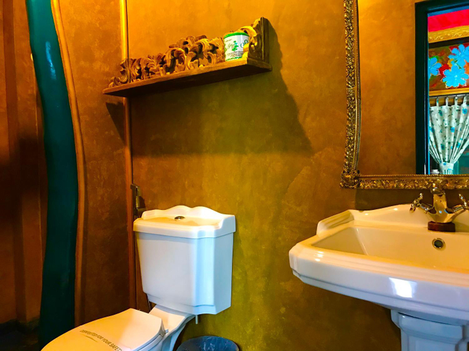 Bathroom 3, Serendipity Lake Artistic Bungalow by Heidis Home, Nuwara Eliya