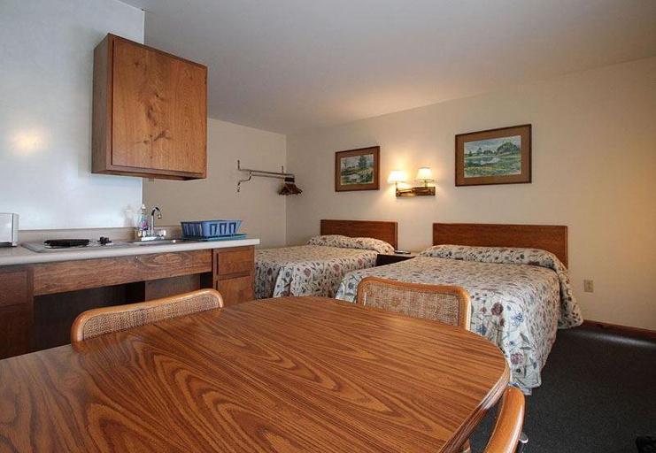 Others 4, Dolphyn Motel, Rockingham