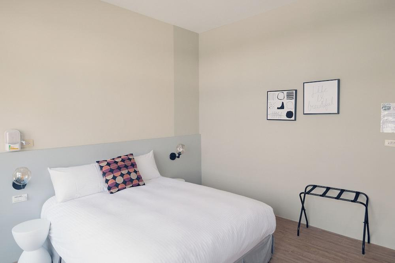 Bedroom 3, 98th Lane, Anping, Tainan