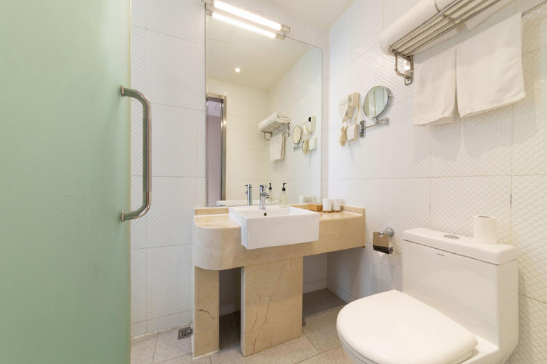 Bathroom 4, Xinji Hotel (Xi'an Kaiyuan Shopping Mall West Gate), Xi'an