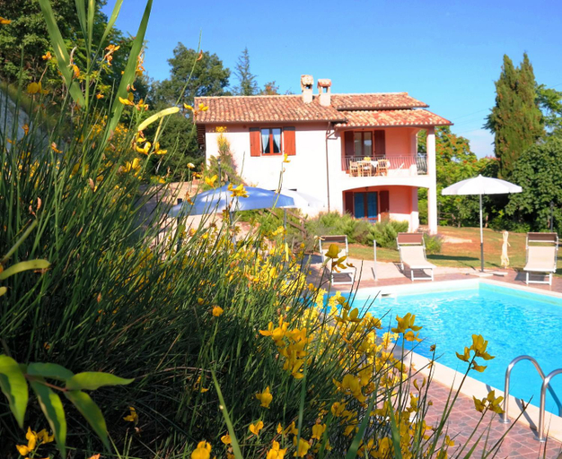 Sport & Beauty 2, Villa in Marche with Pool Panoramic Views, Pesaro E Urbino
