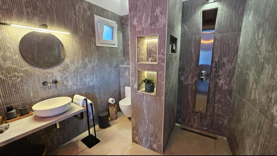 Bathroom 2, The Blooming House, Ionian Islands