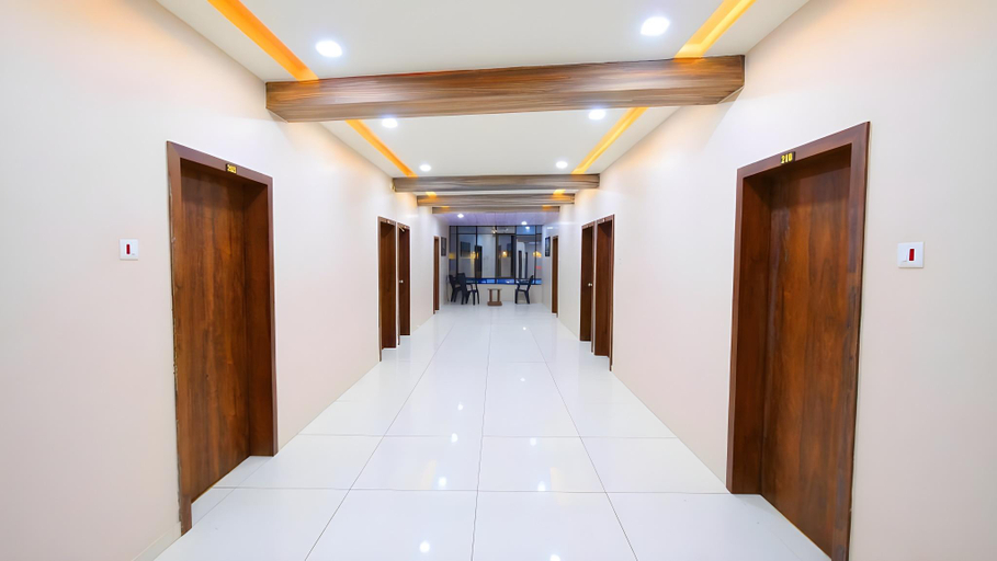 Public Area, Hotel Platinum, Gir Somnath