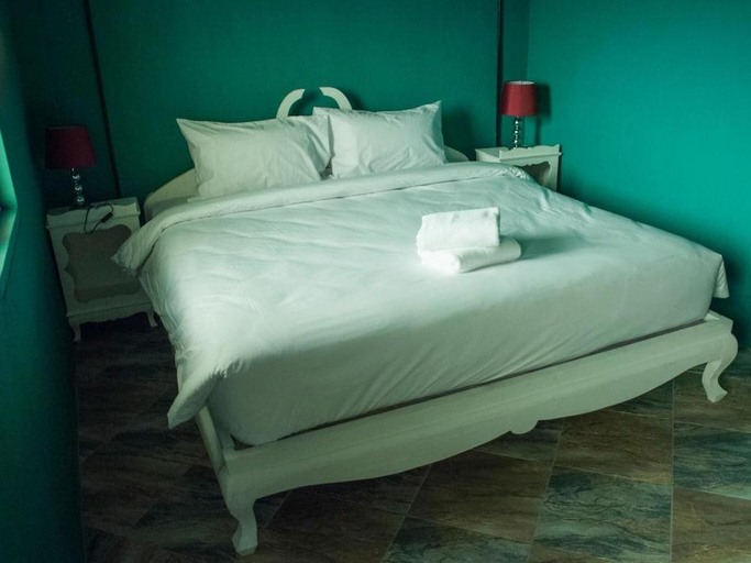 Bedroom 2, Casacool Hotel, Takua Pa