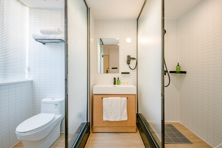 Bathroom 3, Hi Inn Gongyi Songling Park, Zhengzhou