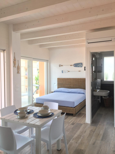 Others 5, Casalina, Venezia