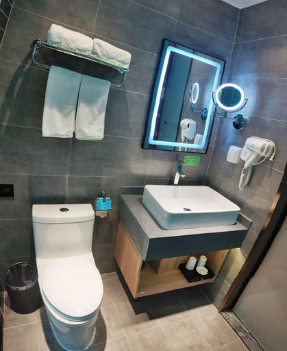Bathroom 3, Green Tree Inn Express Nanping Jianyang District Railway Station, Nanping