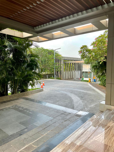 Entrance 3, Lush Lakeside - Citra Luxury Apartments, Jakarta Barat