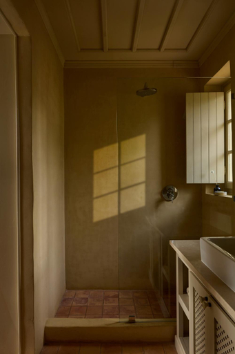 Bathroom 4, Liodentra, Peloponnese