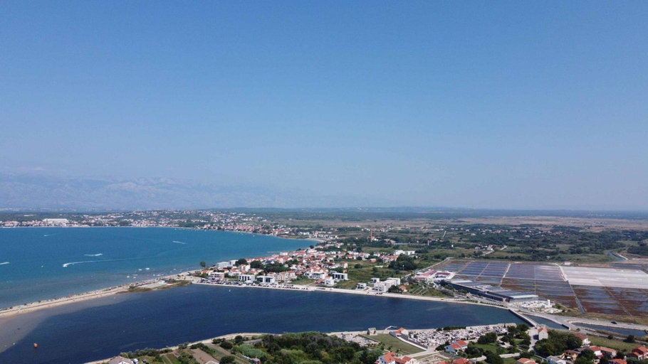 Others 3, Apartment in Nin with Terrace, Air conditioning, Wi-Fi (3722-1), Nin
