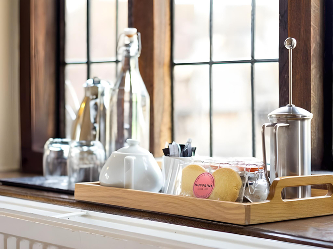 Food & Drinks 5, Abbots Grange, Worcestershire
