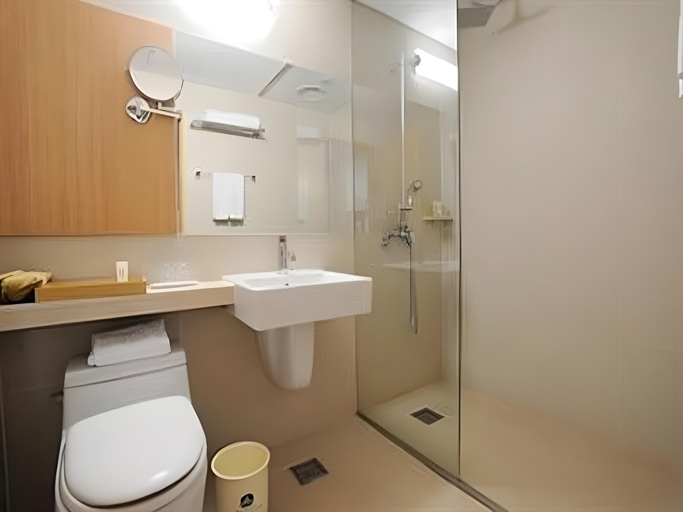 Bathroom 3, Hotel Travel, Nam