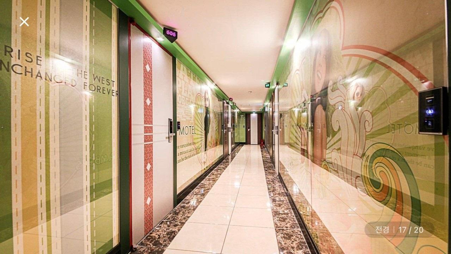 Others 5, hotel UK, Busanjin