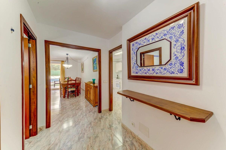 Others 5, Casa Aria -Spacious Villa steps away from beach, Baleares