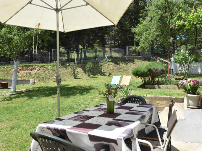 Food & Drinks, Apartment in Knin near Knin Fortress, Knin