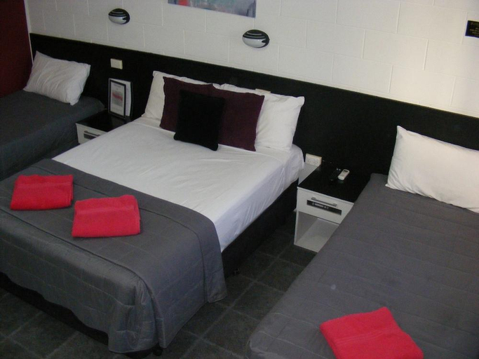 Bedroom 3, Motel Lodge, Rockhampton