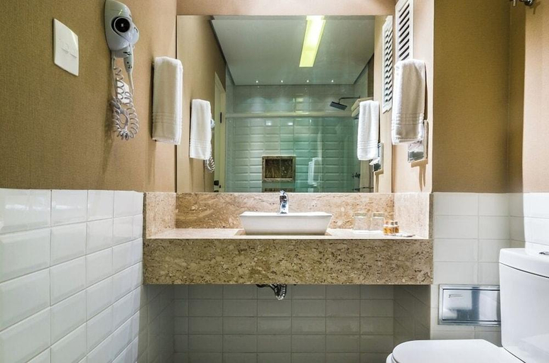 Bathroom 4, San Raphael Country Hotel, Itu