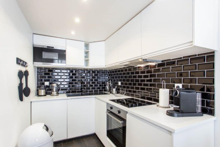 Kitchen, Stunning apartment - 2BR/6P - Sentier, Paris