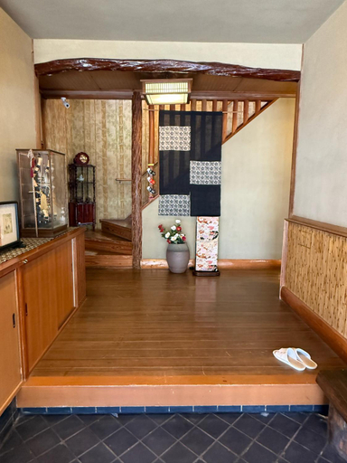 Others 2, 鶴屋旅館, Matsuura