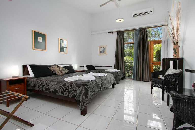 Bedroom 2, Daintree Wild Bed & Breakfast, Douglas