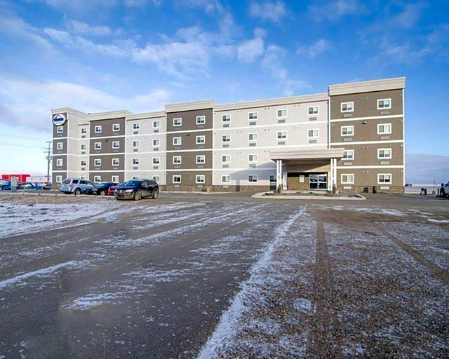 Exterior & Views 1, Suburban Extended Stay Hotel, Division No. 13