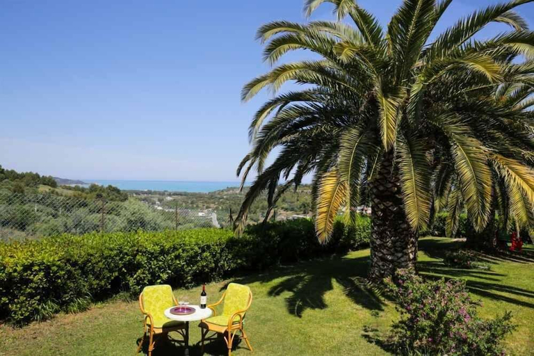 Others 3, B&B Hibiscus, Foggia