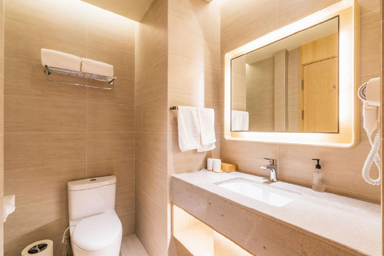 Bathroom 4, Ji Hotel Luoyang Longmen Station, Luoyang