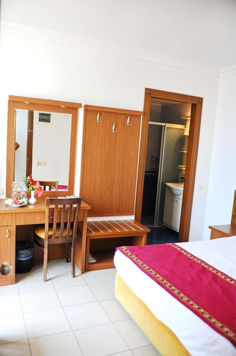 Bedroom 3, Hotel Royal Hill, Antalya