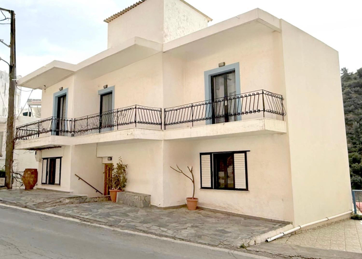 Exterior & Views, Argiro's apartment at Agia Galini, Crete