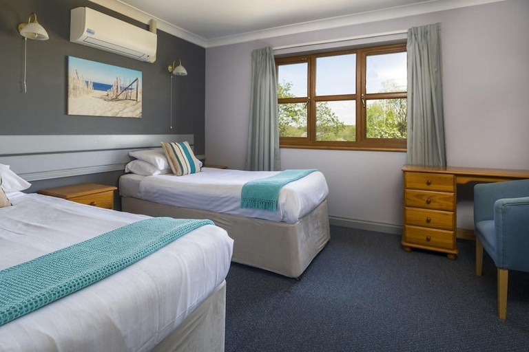 Bedroom 2, Trethorne Hotel & Golf Club, Cornwall