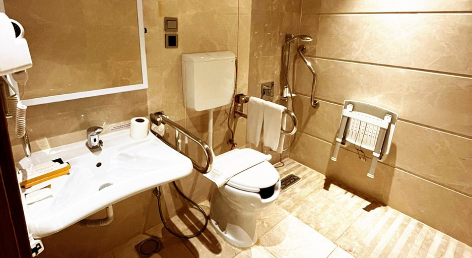 Bathroom 5, Sama Al Madinah Hotel, Al Madinah Al Munawwarah