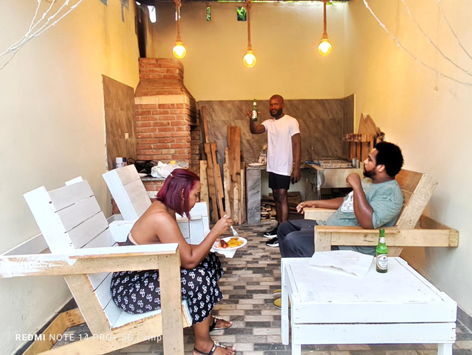 Food & Drinks 3, Housing Staci, Distrito Nacional