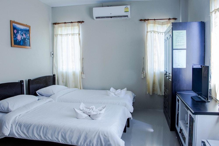 Bedroom 2, Hadthong Resort, Pak Phayun