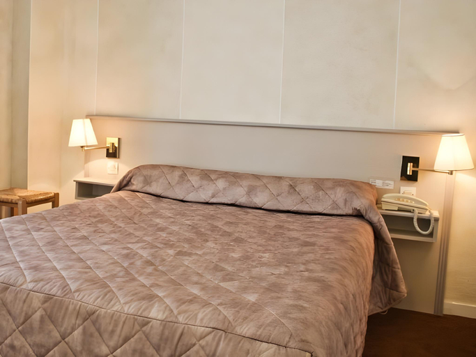 Bedroom 2, Hotel de Paris Montmartre, Paris