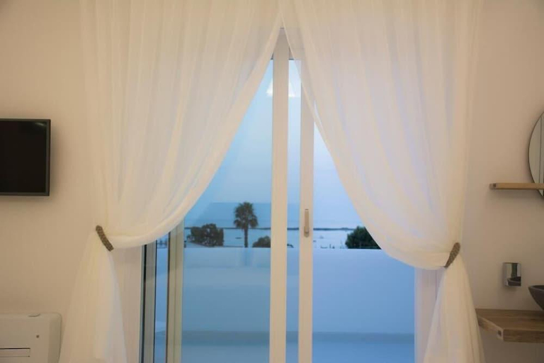 Bedroom 2, Valentino Luxury Room, Lecce