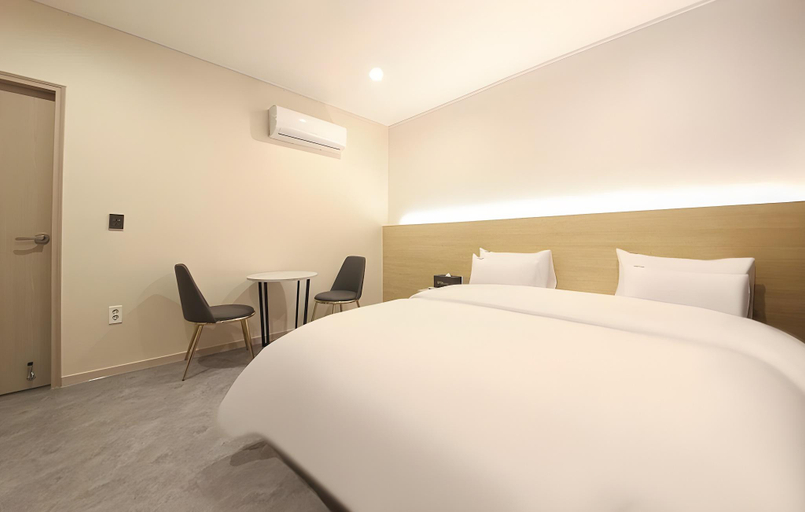 Bedroom, No.25 Mokpo Sangdong, Muan