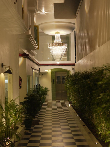 Public Area 3, The Lavish Stay, Varanasi