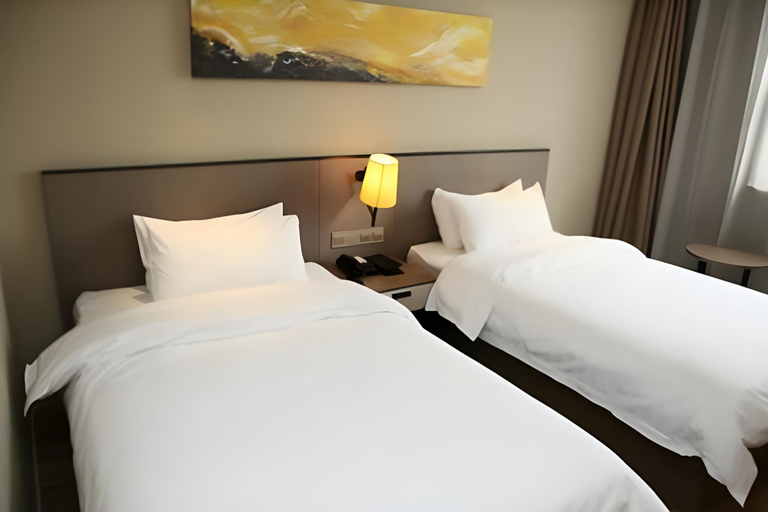 Bedroom 2, Homeinn · neo (Qufu Jingxuan Middle Road Sankong), Jining