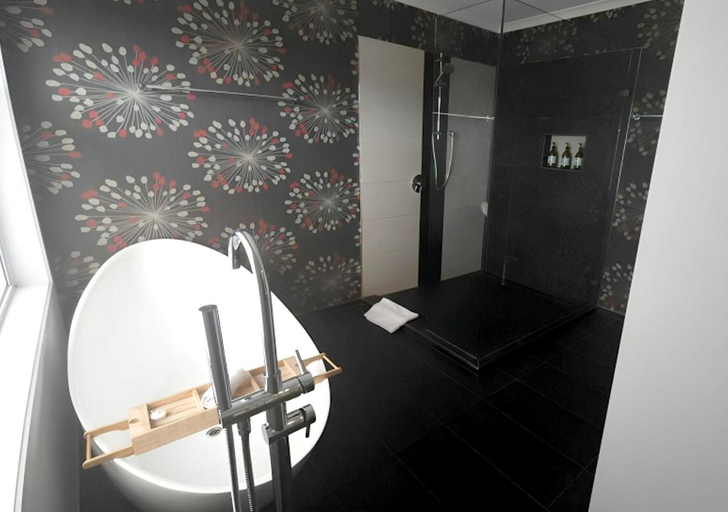 Bathroom 3, Tongariro Suites, Ruapehu