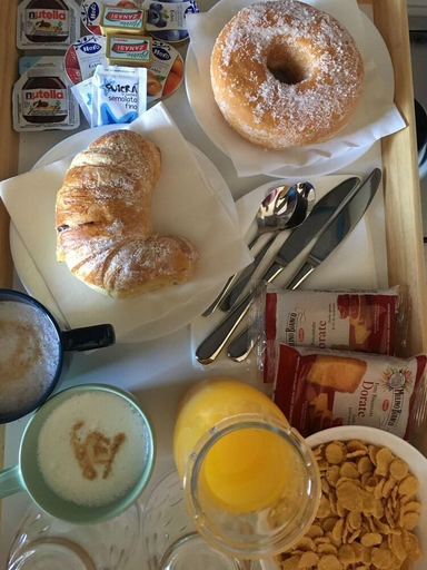 Food & Drinks 5, B&B Allerìa, Napoli