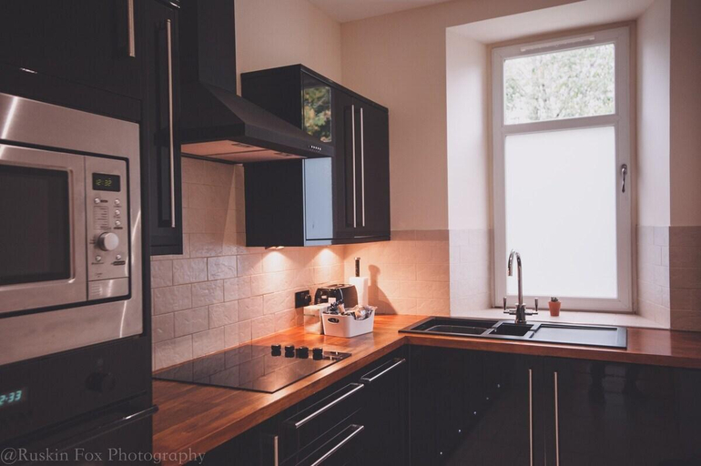 Others 4, Apartment B, Aberdeen