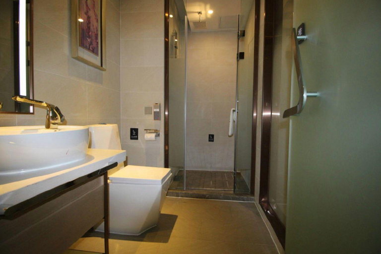 Bathroom 3, Lavande Hotels Lanzhou Chengguan Bridge, Lanzhou
