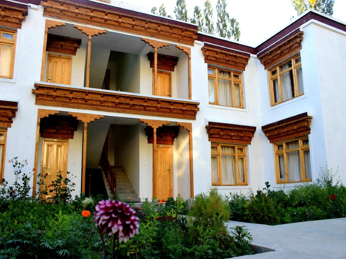 Others 4, Hunder Resort, Leh