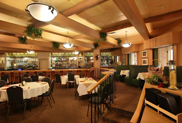 Food & Drinks 5, Hotel Mead and Conference Center, Wood